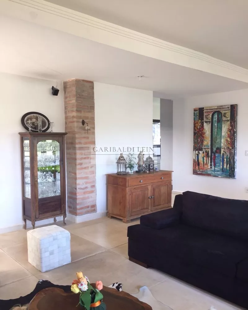 Casa à venda com 4 quartos, 230m² - Foto 6