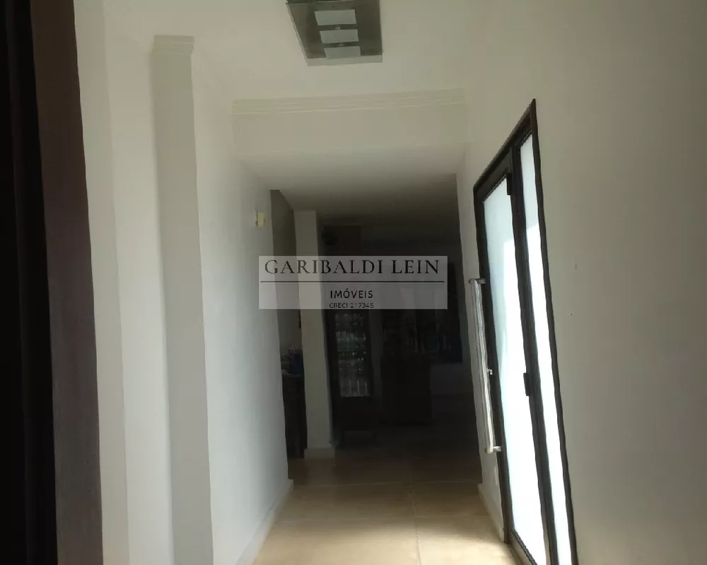 Casa à venda com 4 quartos, 230m² - Foto 13