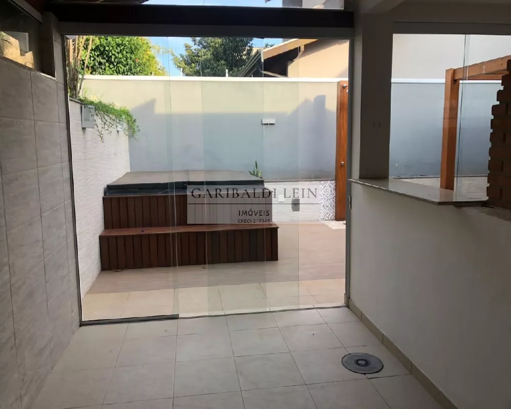 Casa à venda com 3 quartos, 250m² - Foto 15