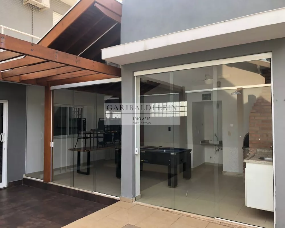 Casa à venda com 3 quartos, 250m² - Foto 17