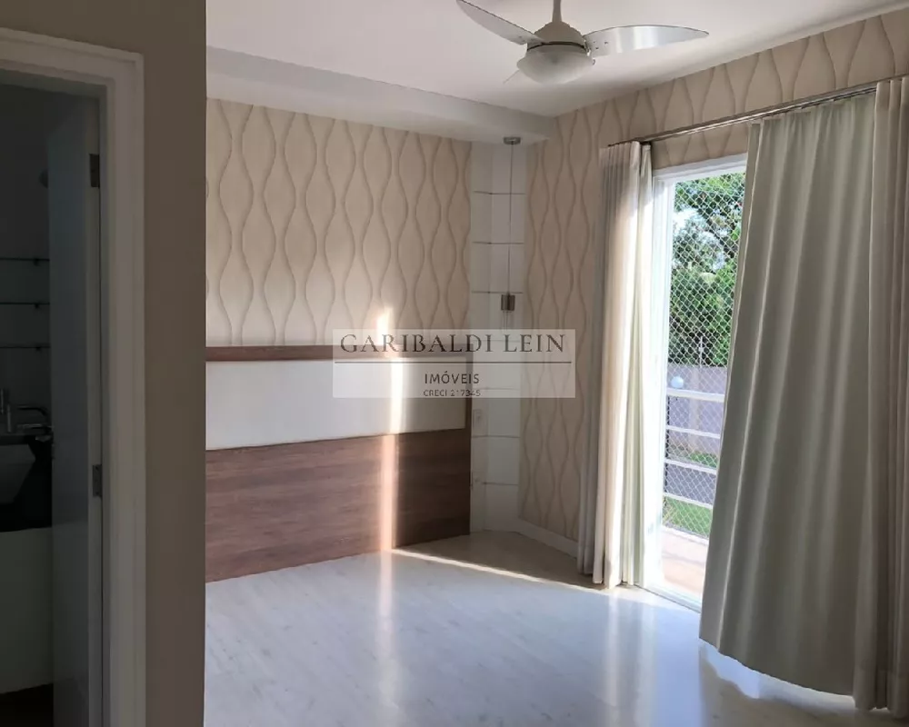 Casa à venda com 3 quartos, 250m² - Foto 10