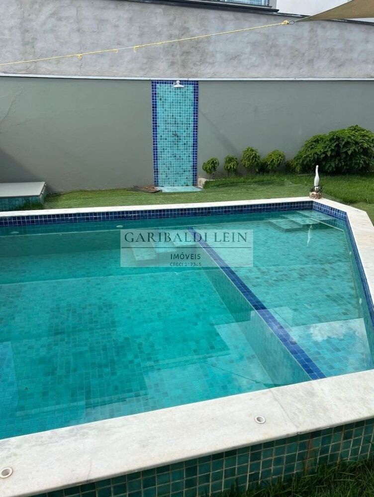 Casa, 4 quartos, 250 m² - Foto 4