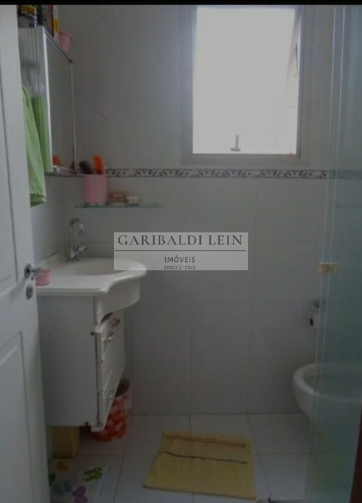 Apartamento à venda com 2 quartos, 70m² - Foto 3