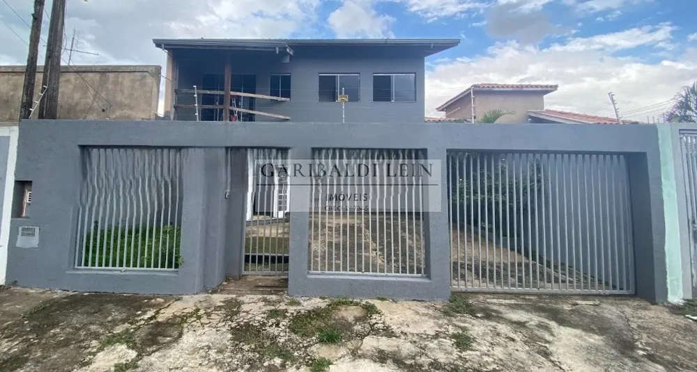 Casa, 4 quartos, 266 m² - Foto 1