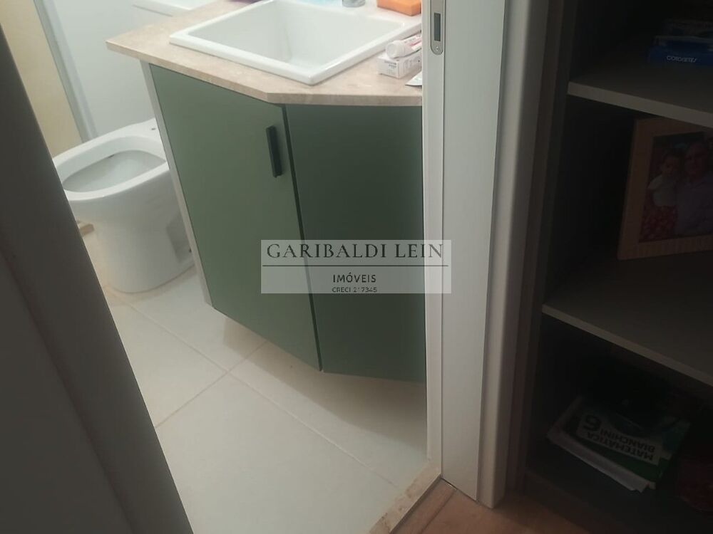 Apartamento à venda com 2 quartos, 66m² - Foto 4