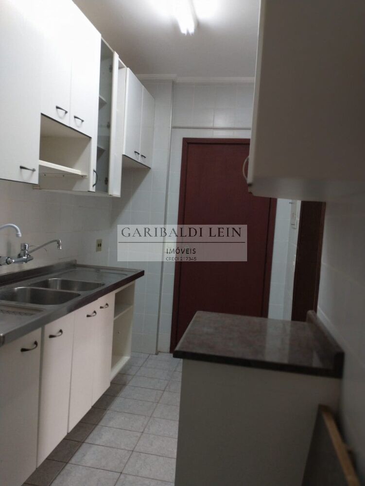 Apartamento à venda com 3 quartos, 83m² - Foto 11