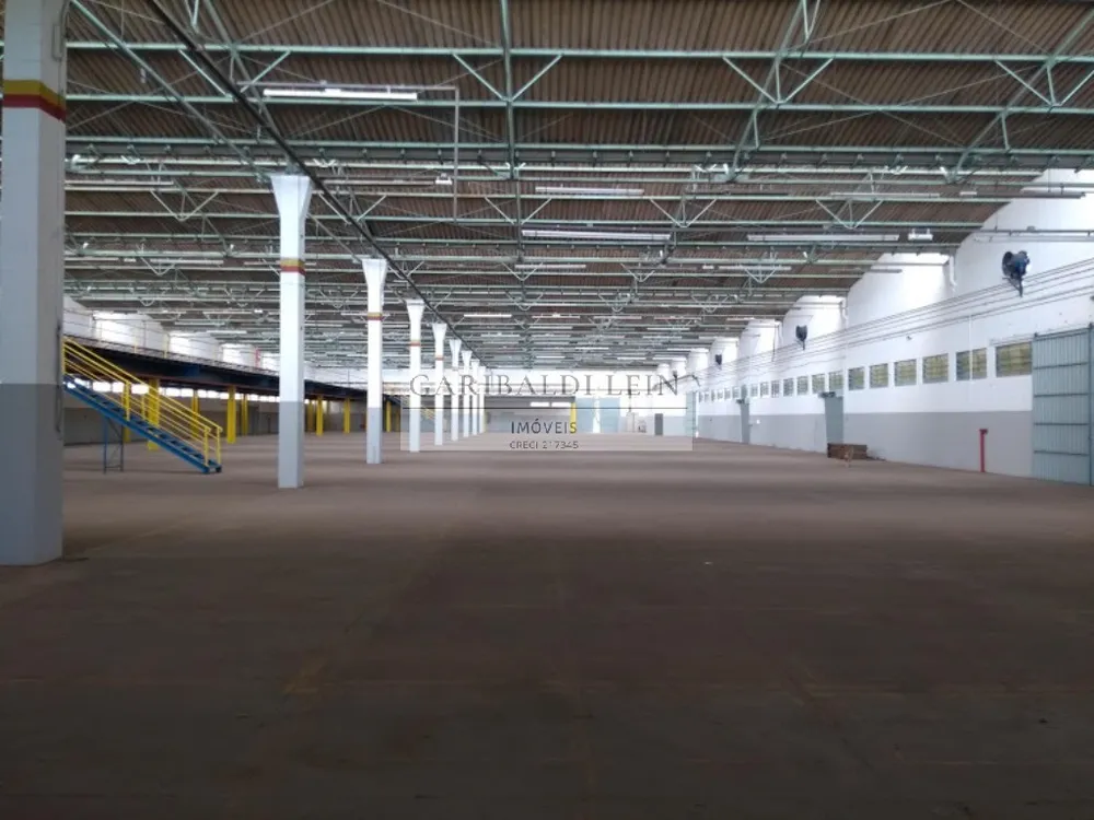 Depósito-Galpão, 6200 m² - Foto 1