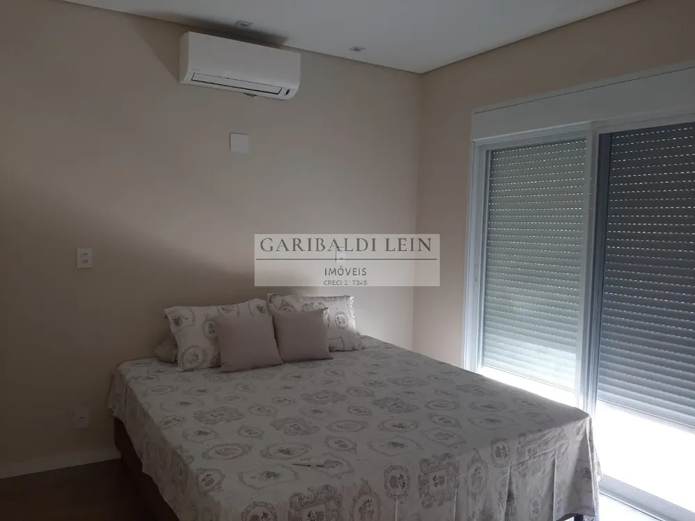 Casa, 3 quartos, 198 m² - Foto 1