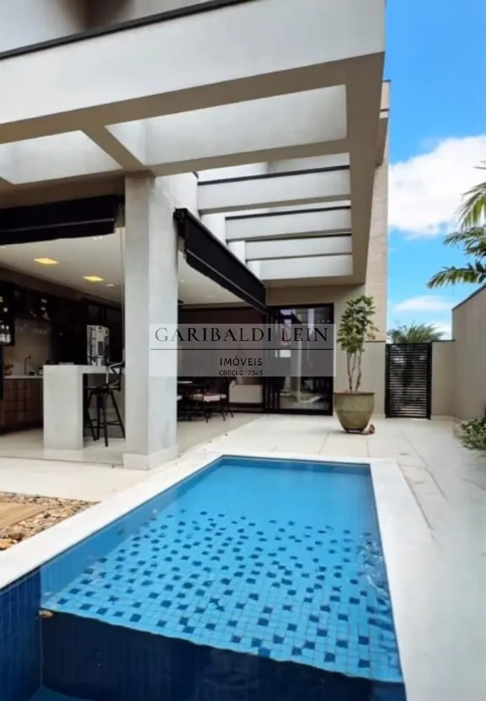 Casa, 3 quartos, 251 m² - Foto 4
