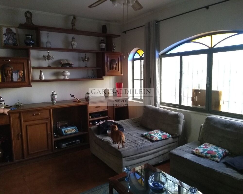 Casa, 4 quartos, 170 m² - Foto 1
