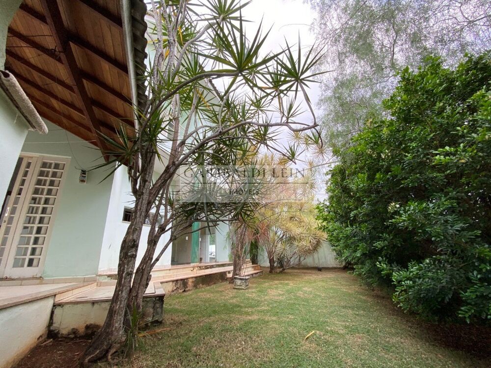 Casa, 6 quartos, 290 m² - Foto 1