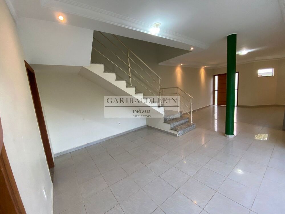Casa, 6 quartos, 290 m² - Foto 2