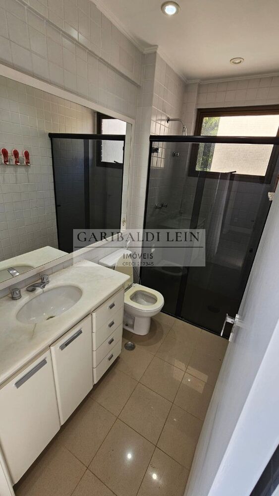 Apartamento, 3 quartos, 170 m² - Foto 2
