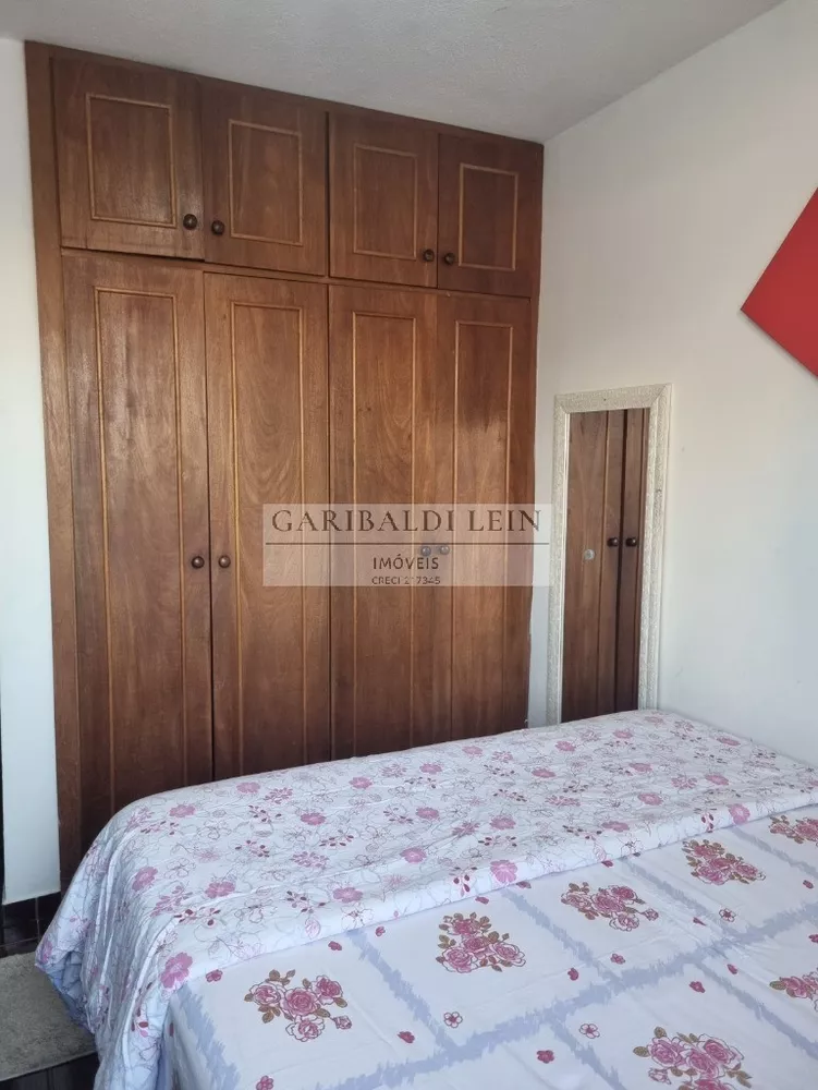 Apartamento à venda com 2 quartos, 70m² - Foto 15