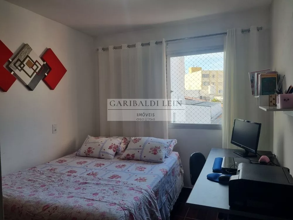 Apartamento à venda com 2 quartos, 70m² - Foto 14