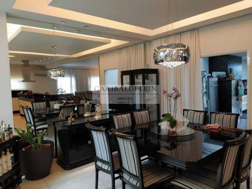 Casa, 4 quartos, 358 m² - Foto 2