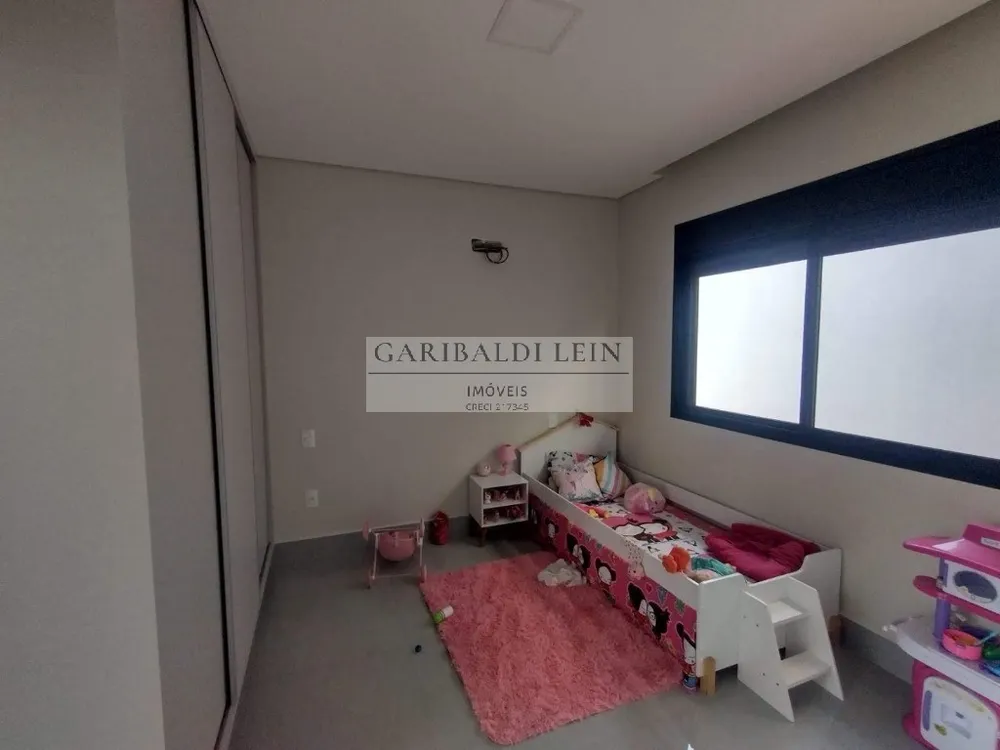 Casa, 3 quartos, 244 m² - Foto 5