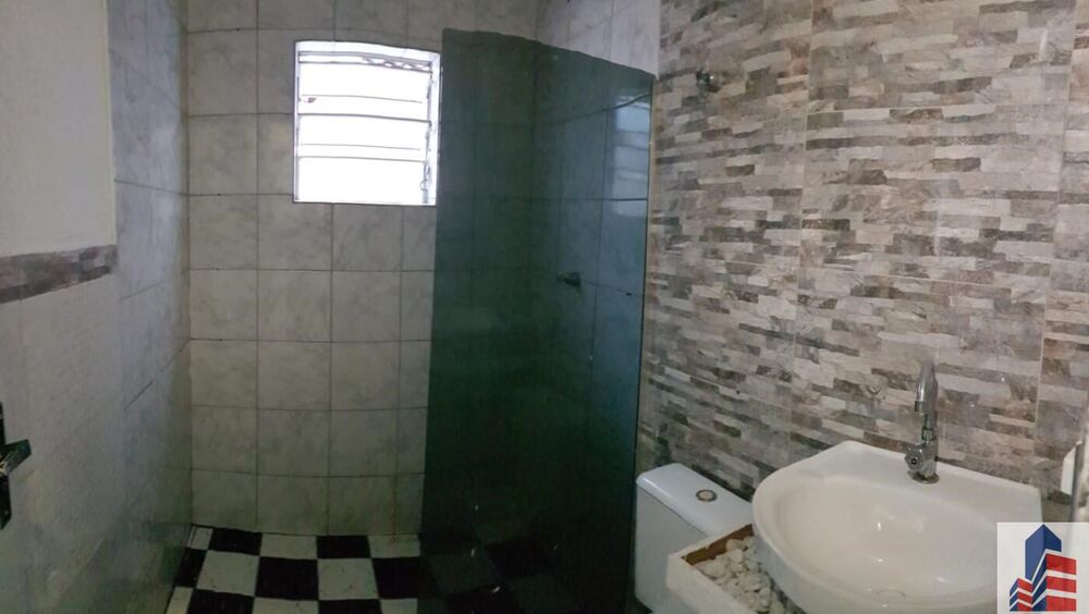 Casa à venda com 2 quartos, 42m² - Foto 7