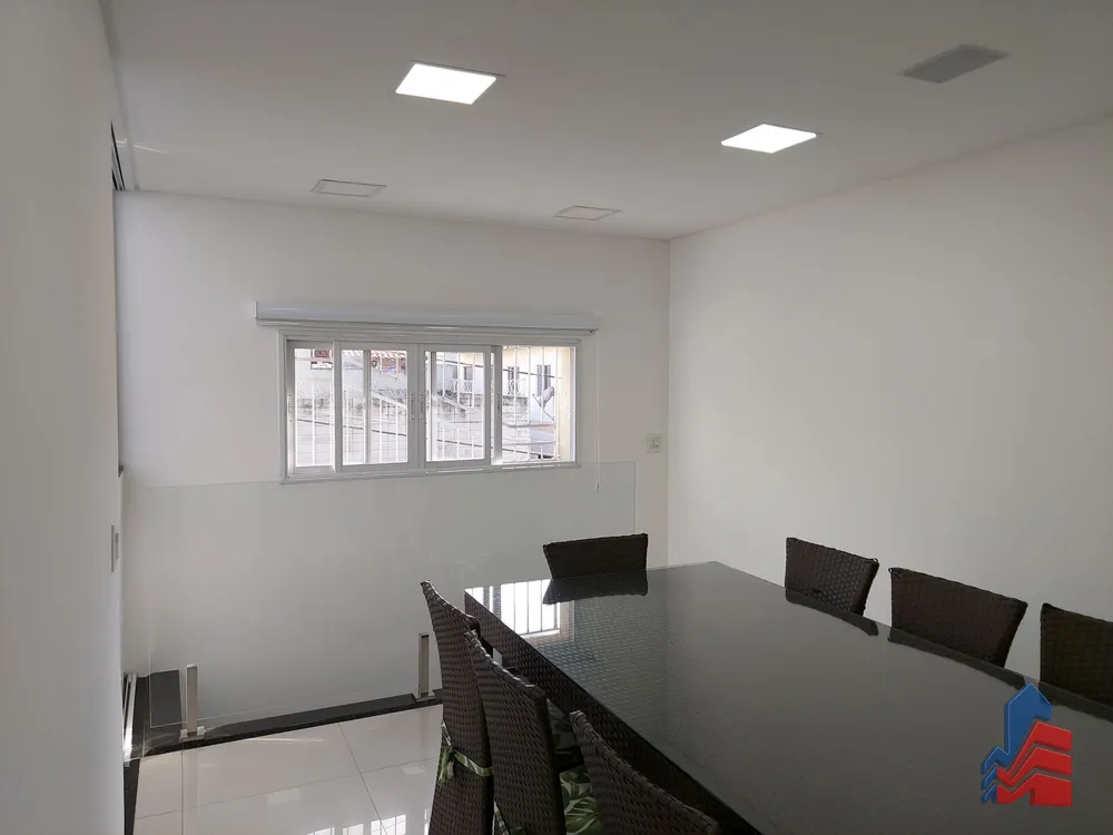 Sobrado, 3 quartos, 194 m² - Foto 6