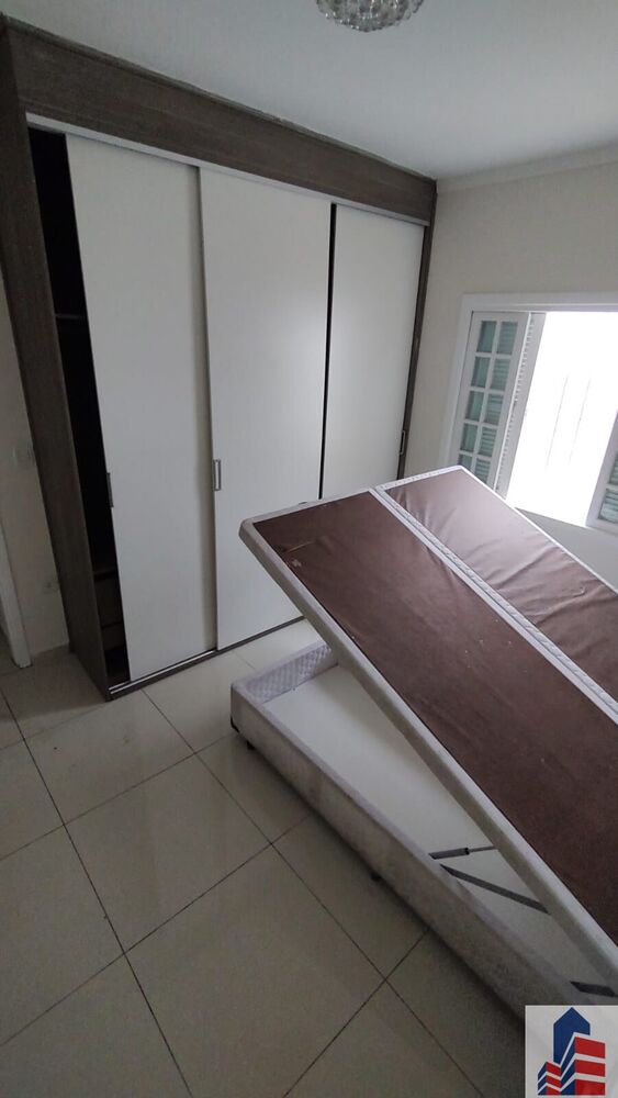 Casa à venda com 2 quartos, 170m² - Foto 3