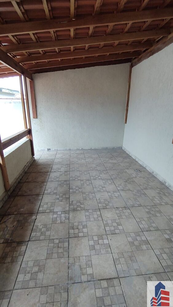 Casa à venda com 2 quartos, 170m² - Foto 9