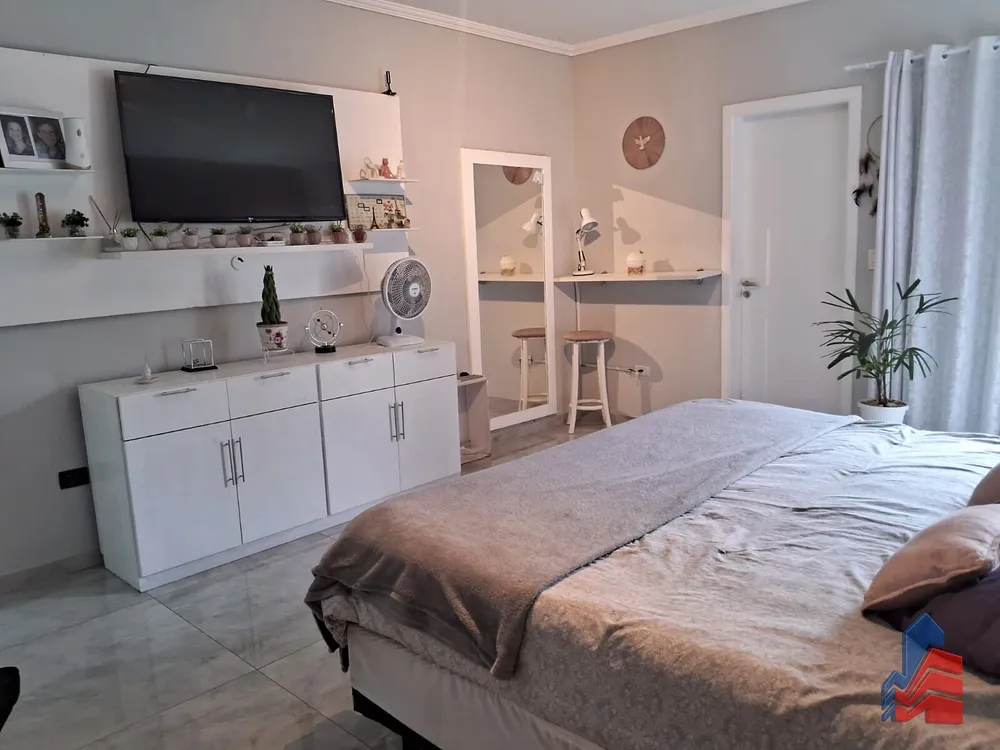 Sobrado, 3 quartos, 210 m² - Foto 2