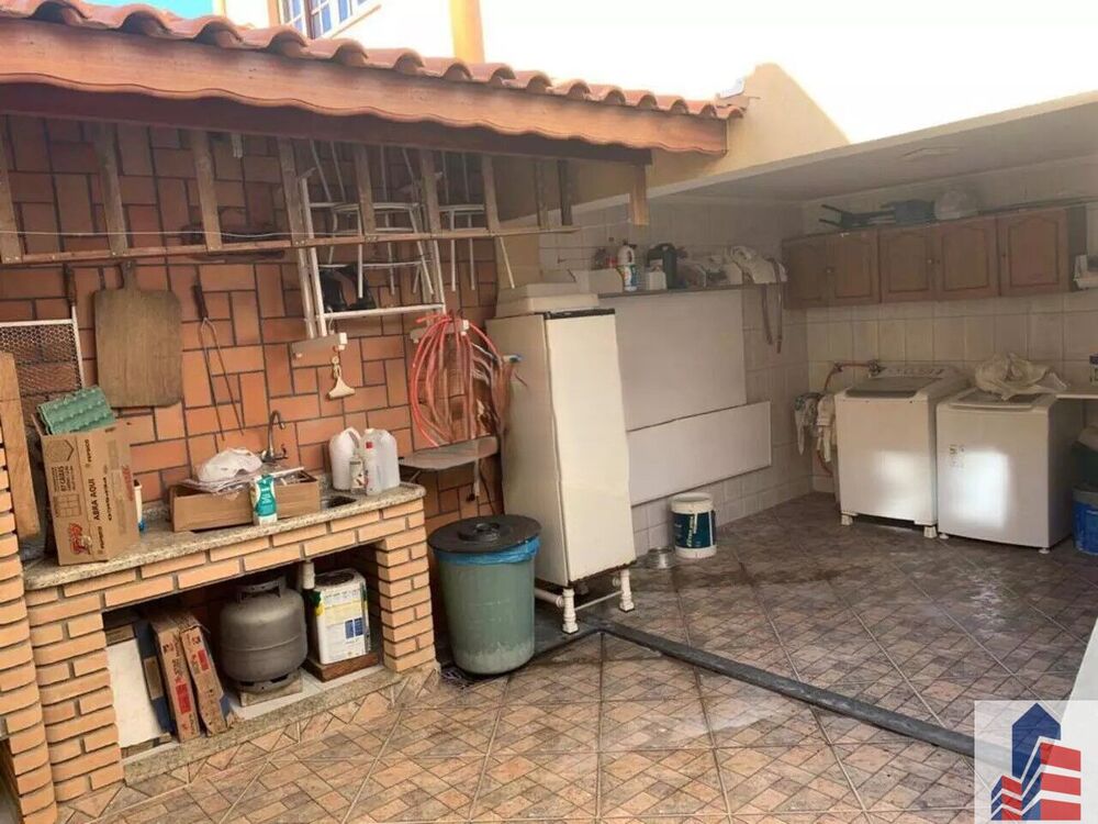 Sobrado à venda com 3 quartos, 125m² - Foto 3