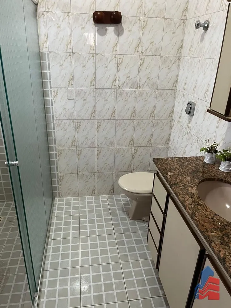 Casa, 3 quartos, 240 m² - Foto 2