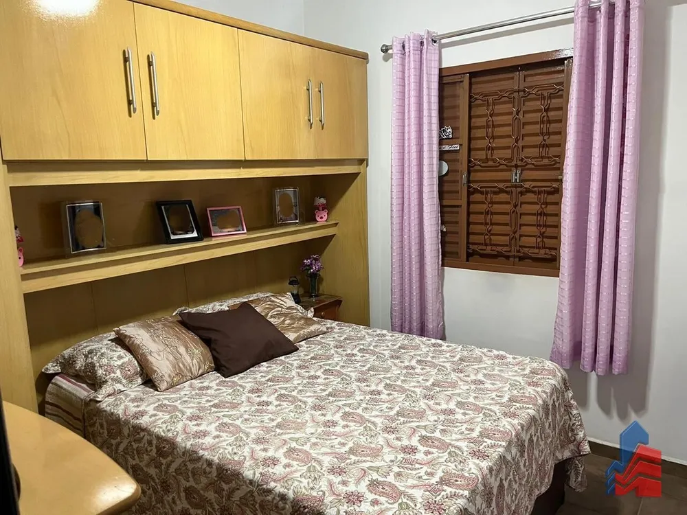 Casa, 3 quartos, 240 m² - Foto 4
