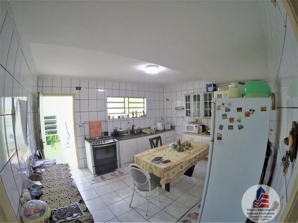 Sobrado à venda com 3 quartos, 140m² - Foto 1