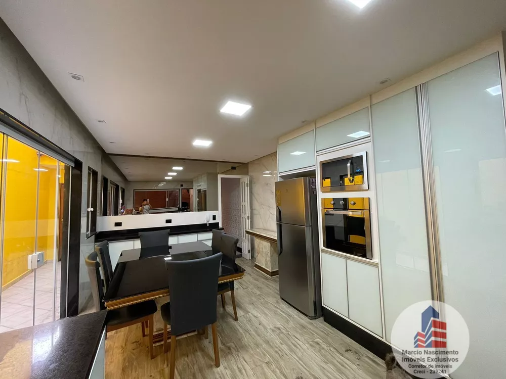 Sobrado à venda com 3 quartos, 152m² - Foto 2