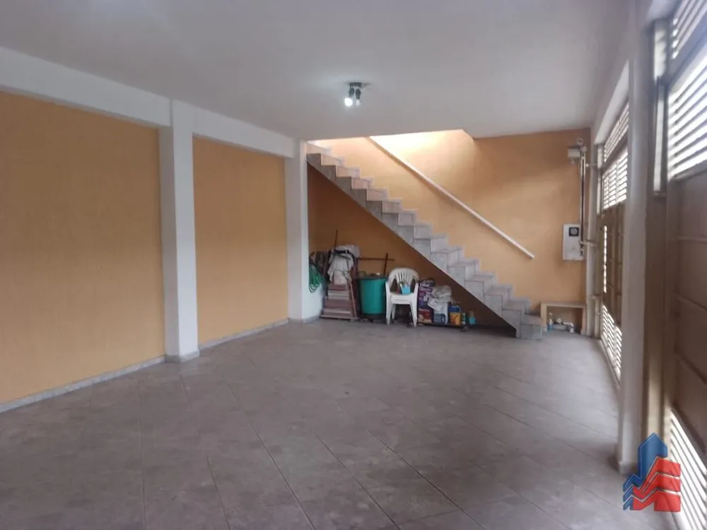 Casa, 4 quartos, 200 m² - Foto 15