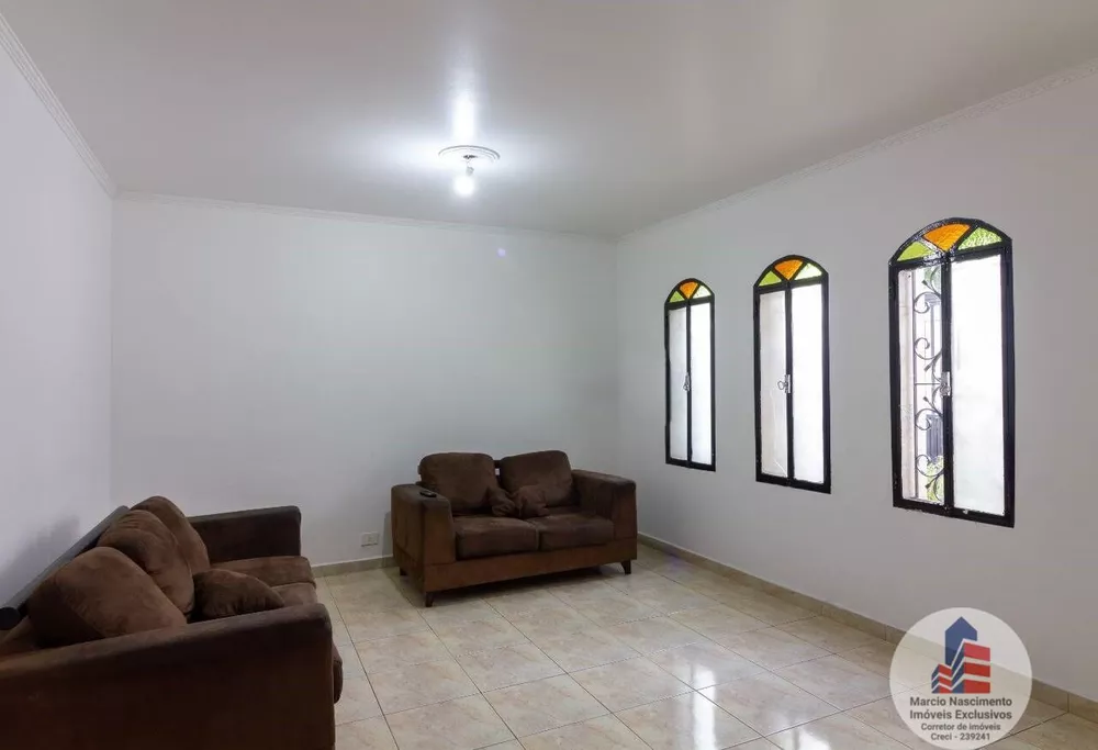 Sobrado à venda com 4 quartos, 230m² - Foto 4