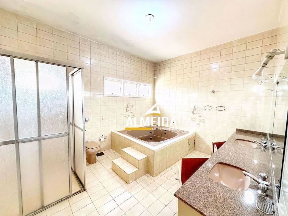 Casa, 5 quartos, 426 m² - Foto 4