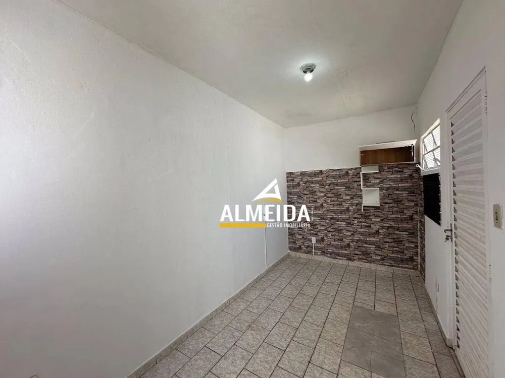 Casa, 2 quartos, 83 m² - Foto 2