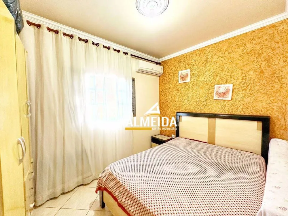 Casa, 3 quartos, 250 m² - Foto 14