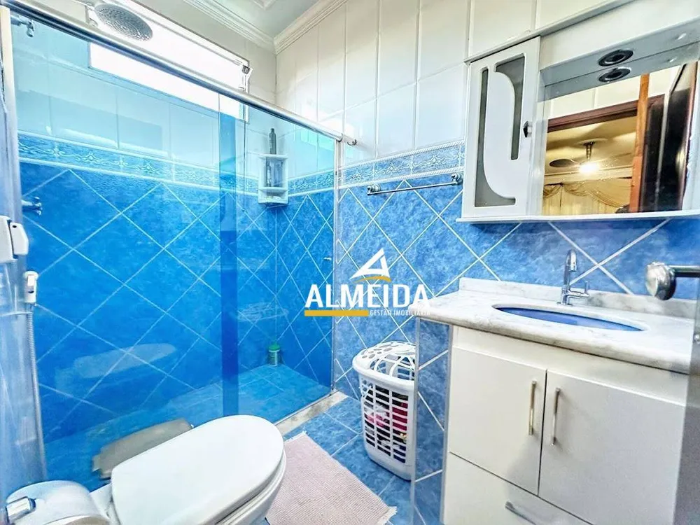 Casa, 3 quartos, 250 m² - Foto 1