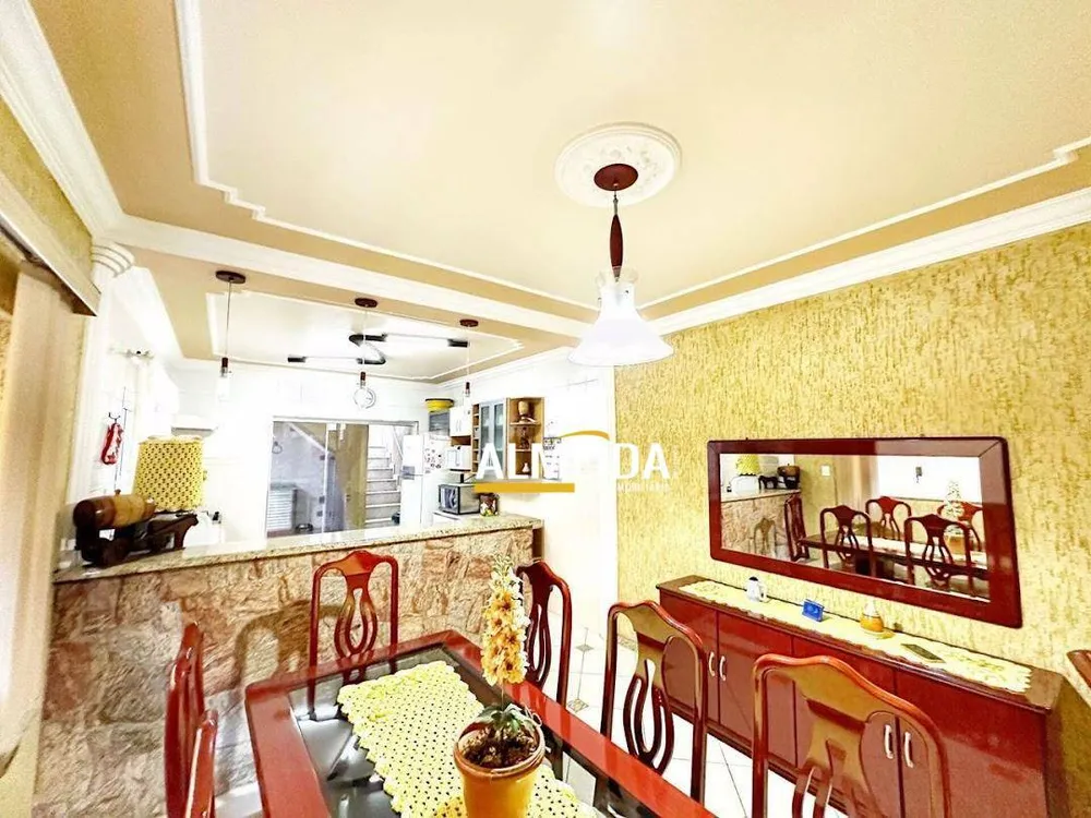 Casa, 3 quartos, 250 m² - Foto 9