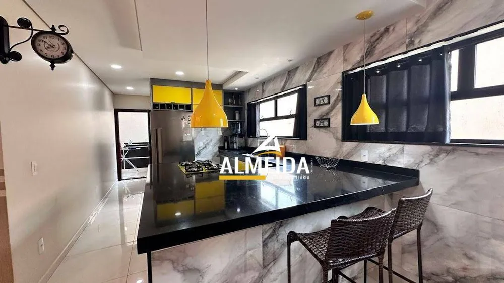 Chácara, 4 quartos, 1050 m² - Foto 4