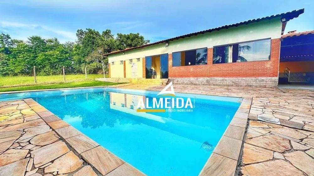 Chácara, 2 quartos, 1050 m² - Foto 1