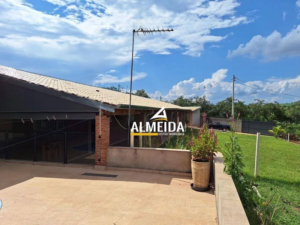 Chácara, 3 quartos, 1400 m² - Foto 3