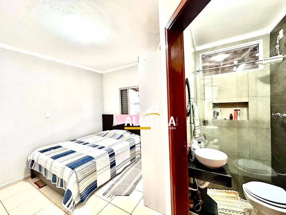 Chácara, 3 quartos, 1050 m² - Foto 4