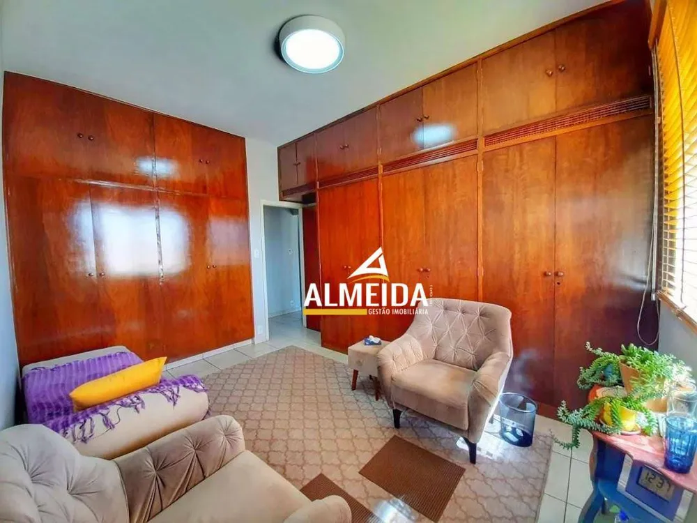 Casa, 4 quartos, 218 m² - Foto 14