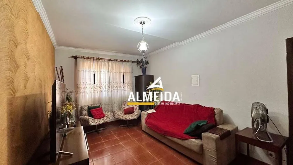 Casa, 4 quartos, 168 m² - Foto 3