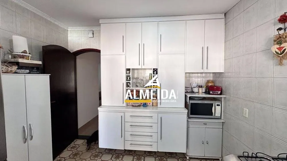 Casa, 3 quartos, 200 m² - Foto 13