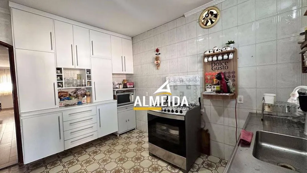 Casa, 3 quartos, 200 m² - Foto 15