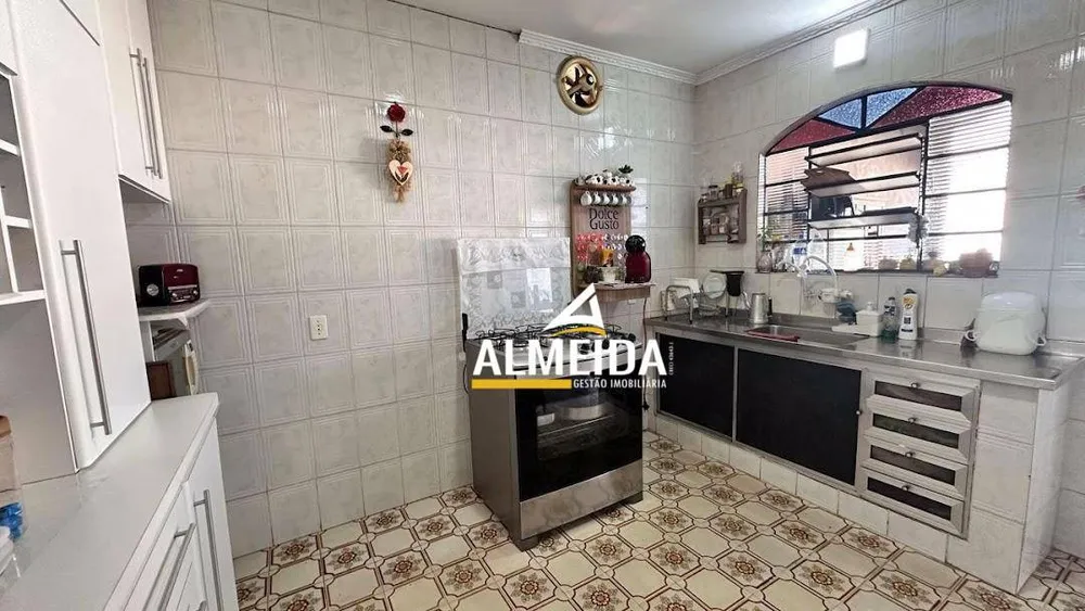 Casa, 3 quartos, 200 m² - Foto 14