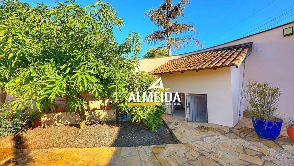 Casa, 3 quartos, 200 m² - Foto 11