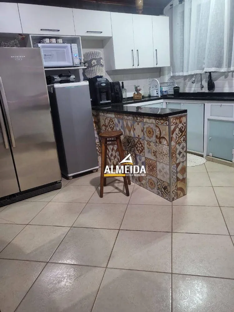 Chácara, 4 quartos, 1050 m² - Foto 4