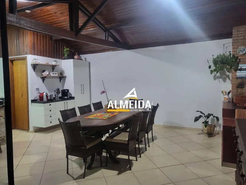 Chácara, 4 quartos, 1050 m² - Foto 8